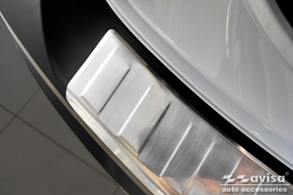 pol_pl_Nakladka-na-zderzak-tylny-do-MAZDA-MX-30-Stal-1948_4